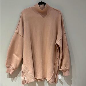 NWT We The Free Wonderful Pullover